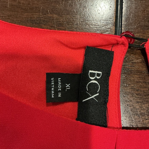 BCX Red Pleated Sleeve Blouse XL Chiffon Dressy Top - Picture 8 of 9